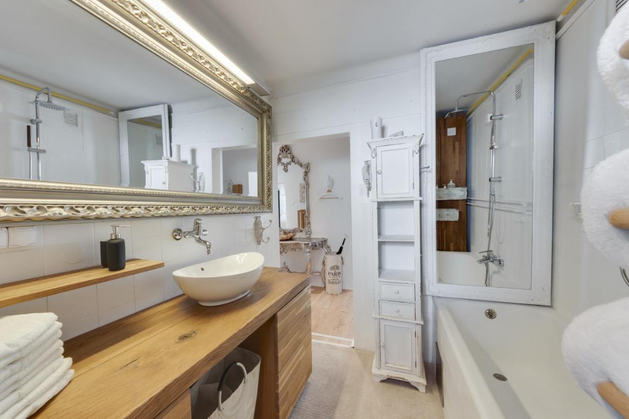 Amazing Apartment In Downtown Maribor Exterior foto