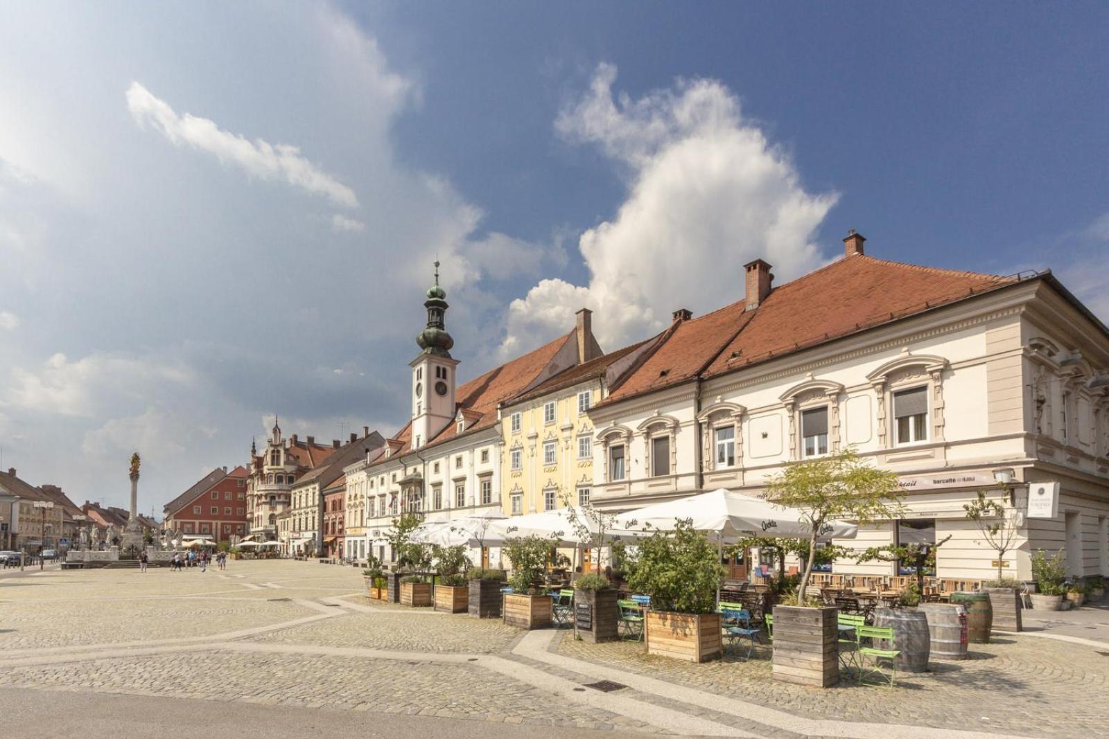 Amazing Apartment In Downtown Maribor Exterior foto