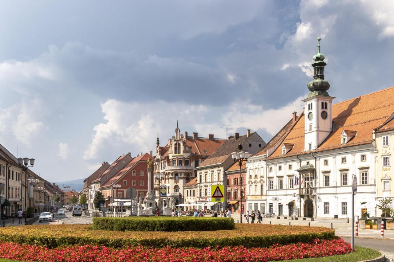 Amazing Apartment In Downtown Maribor Exterior foto